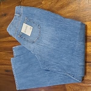 Zenana Split jeans NWT. Size 32